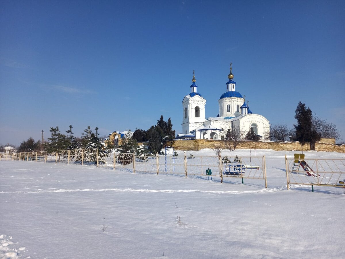 Церковь Архангела Михаила. Фото автора. 