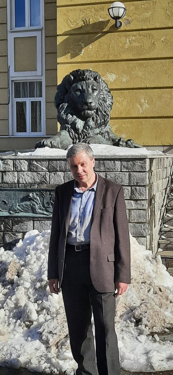 Ведущий специалист Музейно-выставочного комплекса Академии акварели и изящных искусств, куратор выставки Борис Шаров