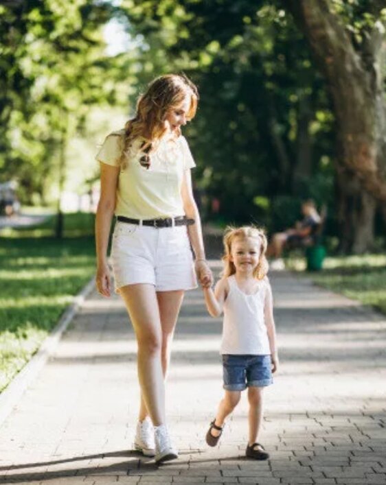 Алиса появлялась позже всех... (Взято из открытых источников Яндекс картинки) 