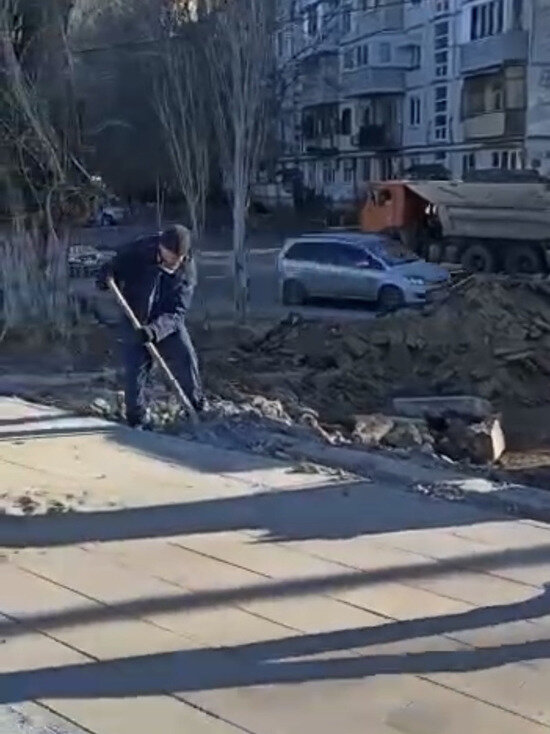     В Астрахани завершают благоустройство Комсомольской Набережной / Соцсети