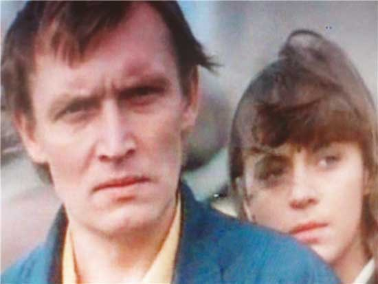 Кадр из фильма "Ночь без птиц" взят для иллюстрации из Яндекс Картинки. 