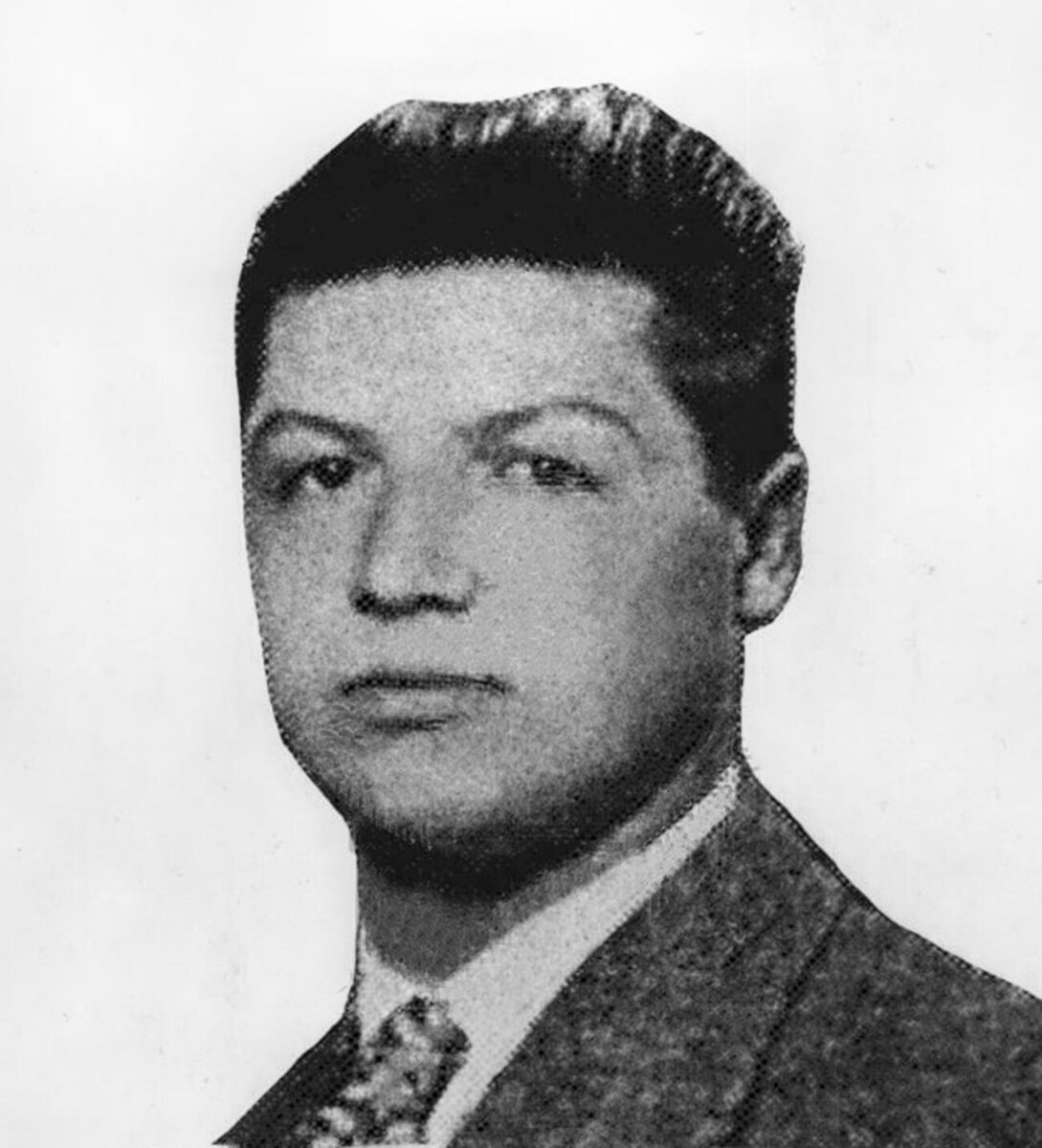 Морис Коэн.