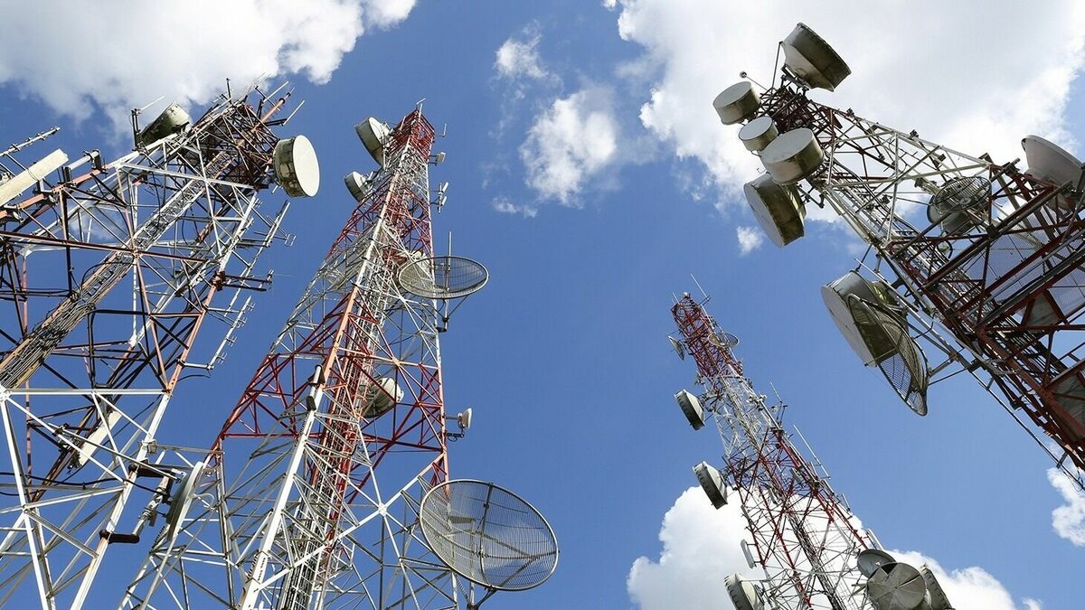     МТС работает на сети донецкого оператора «Феникс».