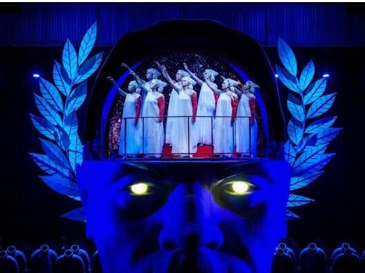 фото Андрея БЕЗУКЛАДНИКОВА источник https://www.elle.ru/celebrities/interview/boris-yuhananov-vo-vsem-mire-nakaplivaetsya-energiya-kataklizma-id6828317/