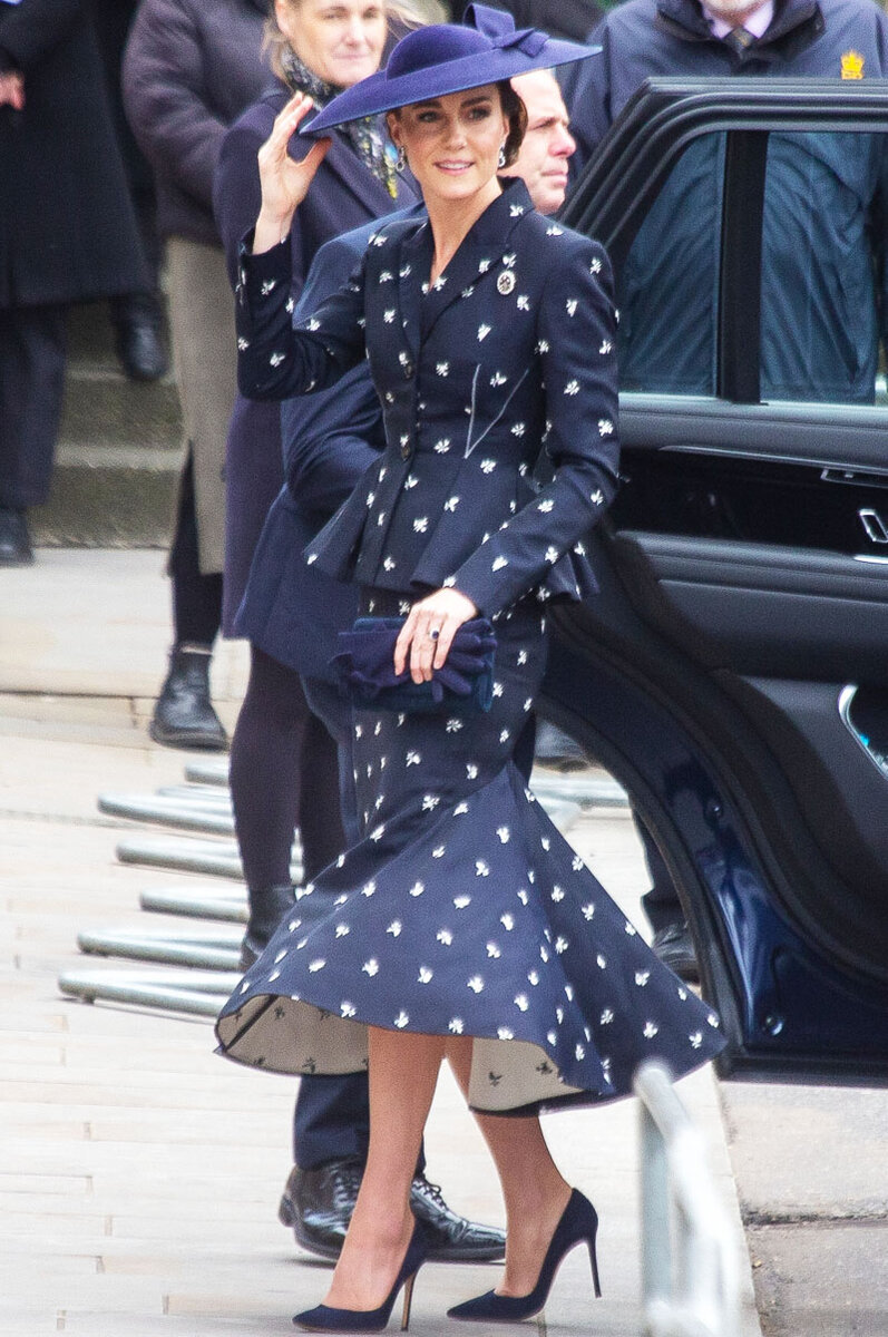    Кейт Миддлтон выбрала элегантный образ от любимого бренда и особые украшенияLegion-Media