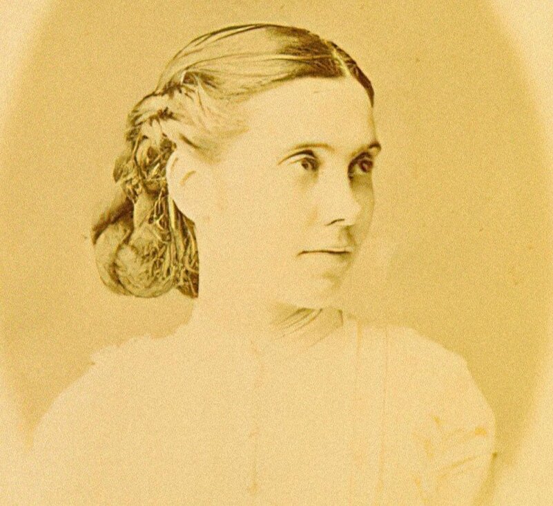 Полина Суслова