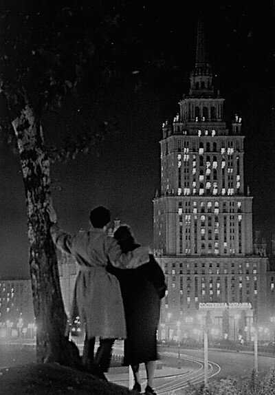 Деньги, начинающий писатель, любовь, отношения 