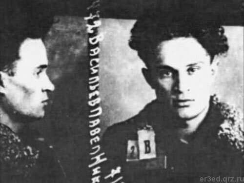    Павел Васильев. Фото из следственного дела. 1932 год 