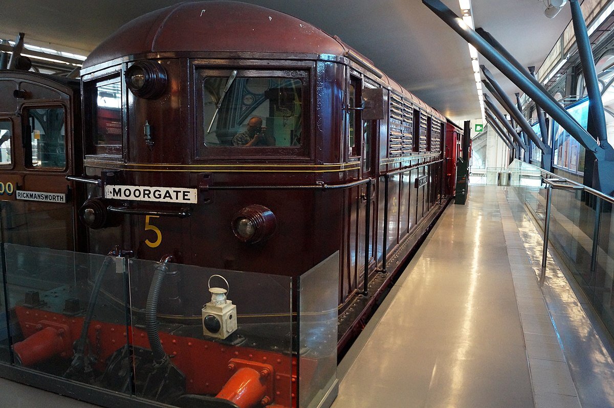 первый метрополитен в лондоне