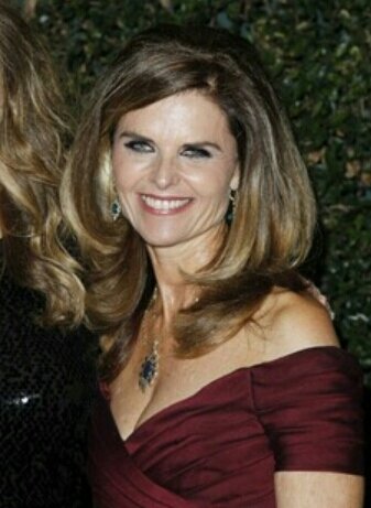 Второй женщиной Шварцннегера была Мария Шрайвер. Их отношения продолжались с 1977г. по 2011г. Расстались по причине многочисленных измен Шварценнегера.