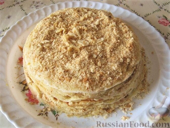 маргарин, сметана, водка, мука, соль, молоко, яйца, сахар, ванилин, масло сливочное