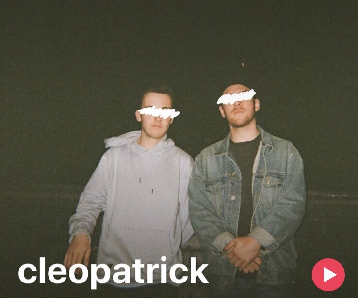 Фото взято с Apple music.