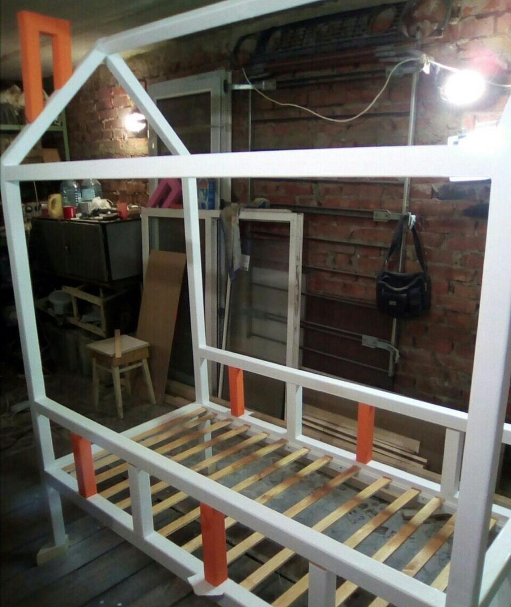 Первая моя кровать 