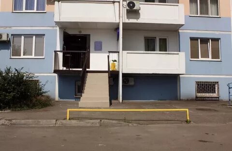 Вход в хостел Регата в Краснодаре. Фото с сайта Reviewshotel.info