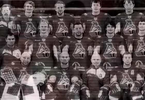  Хоккеисты клуба «Локомотив»