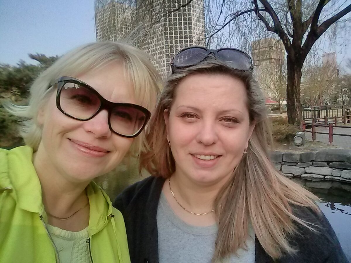 Я с русской кореянкой Вероникой - корейскому паспорту она Хан Хи Сон 