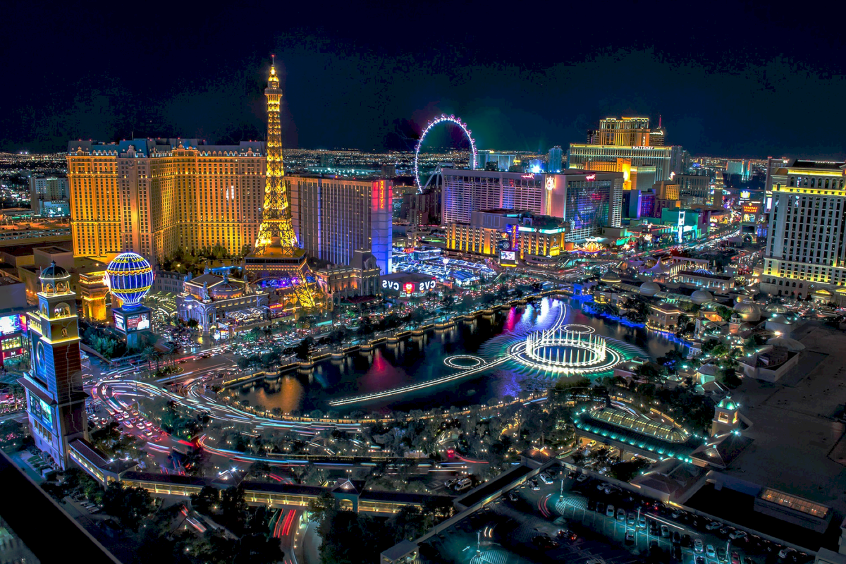 Ночной Лас-Вегас. Источник Яндекс Картинки