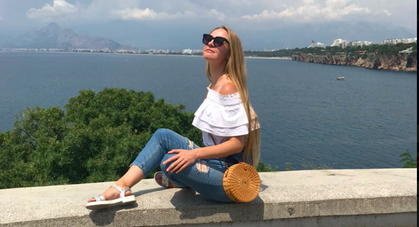 Офис современного млм-предпринимателя выглядит так. Анталия. Июнь 2020