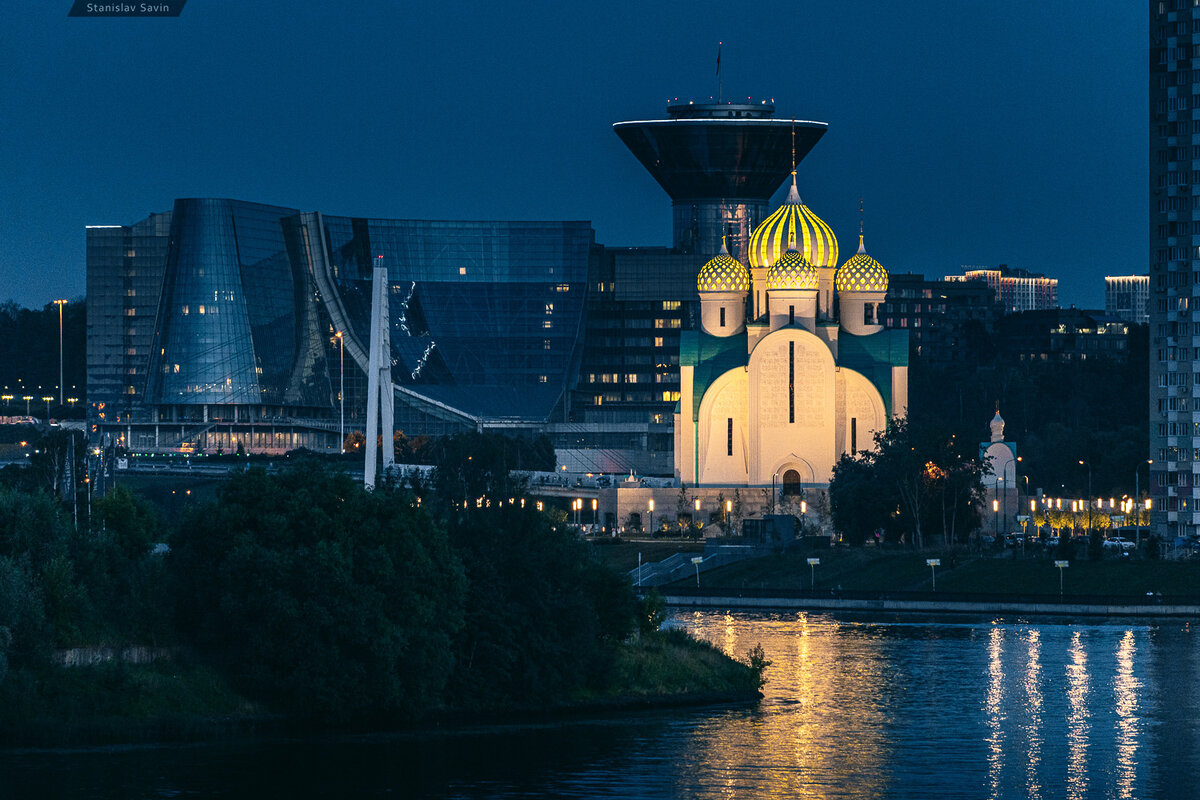 москва и красногорск на