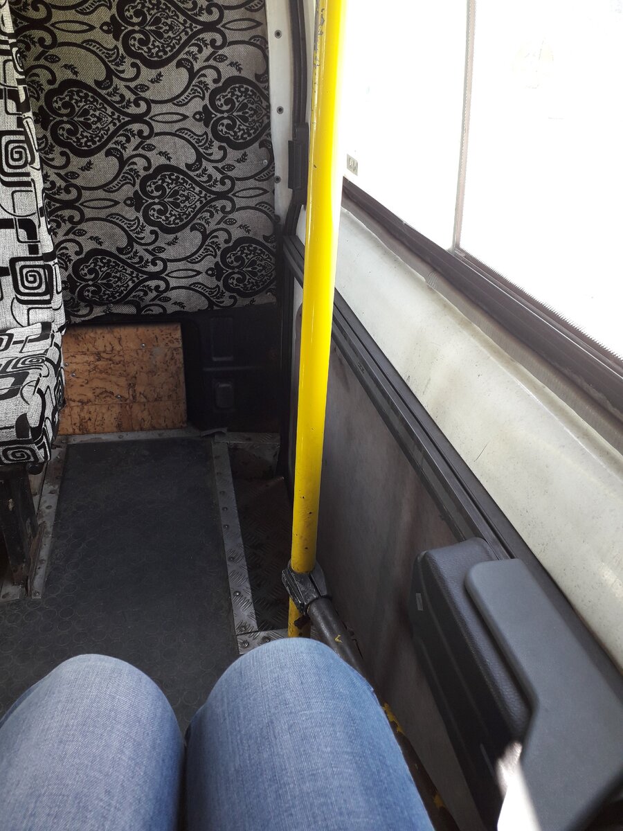 В маршрутке. Фото автора