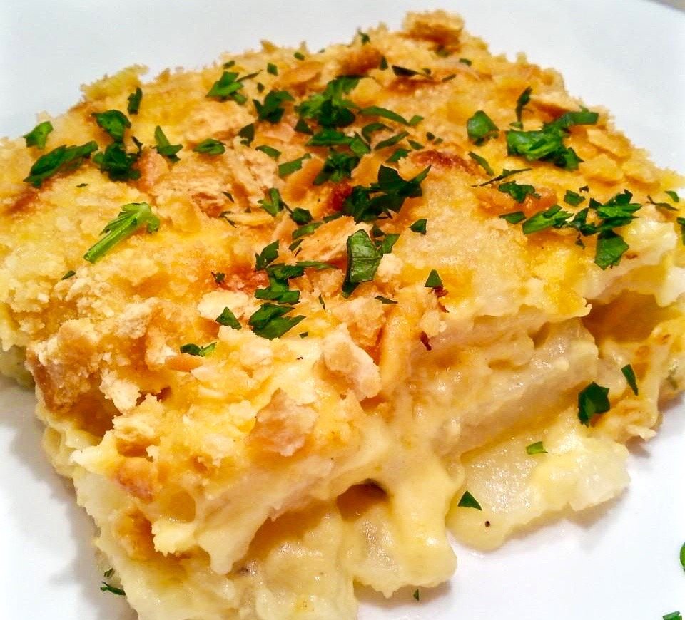 Рыбное филе, сметана, апельсины и сыр, такая рыбка нравится всем.