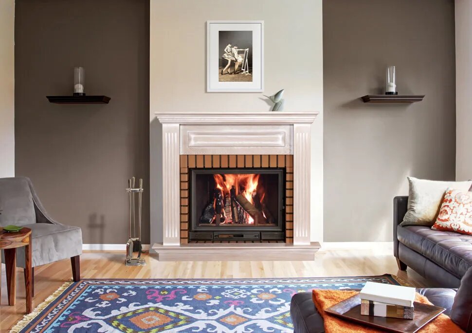 Данный портал выглядит скромным, но от этого не становится хуже. Лаконичный дизайн придает камину загадку и притягивает внимание. 