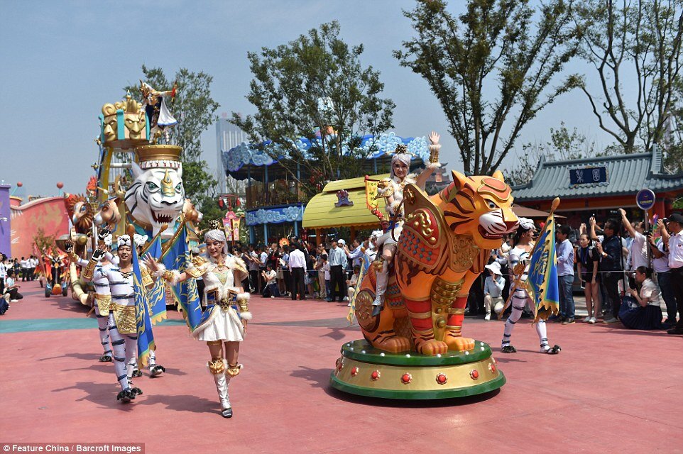 Кусочек парада в парке:) 