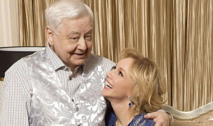 Олег Табаков с Мариной Зудиной