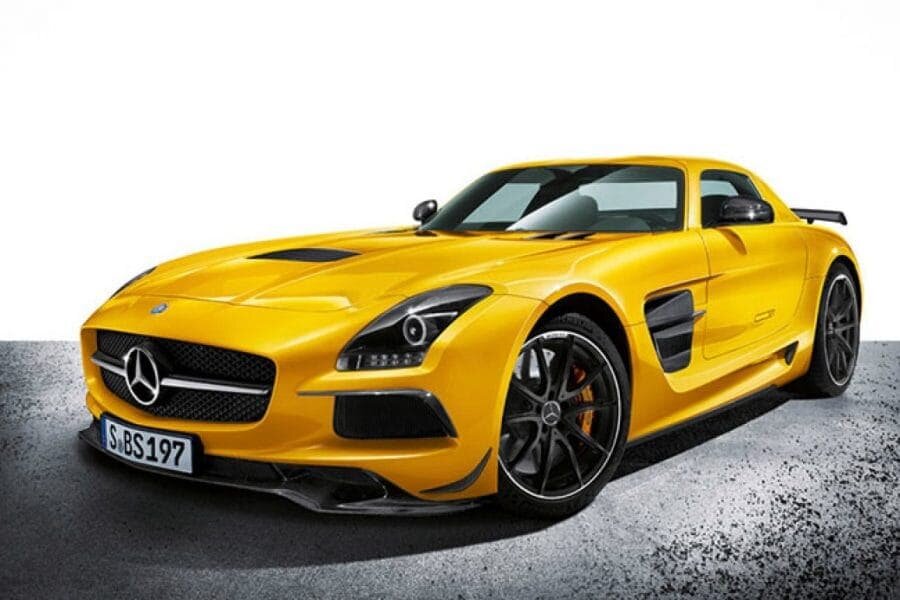 Максимальная скорость Mercedes-Benz - Суперкары Мерседес-Бенц - узнайте, какие автомобили могут разогнаться до сверхзвуковых скоростей