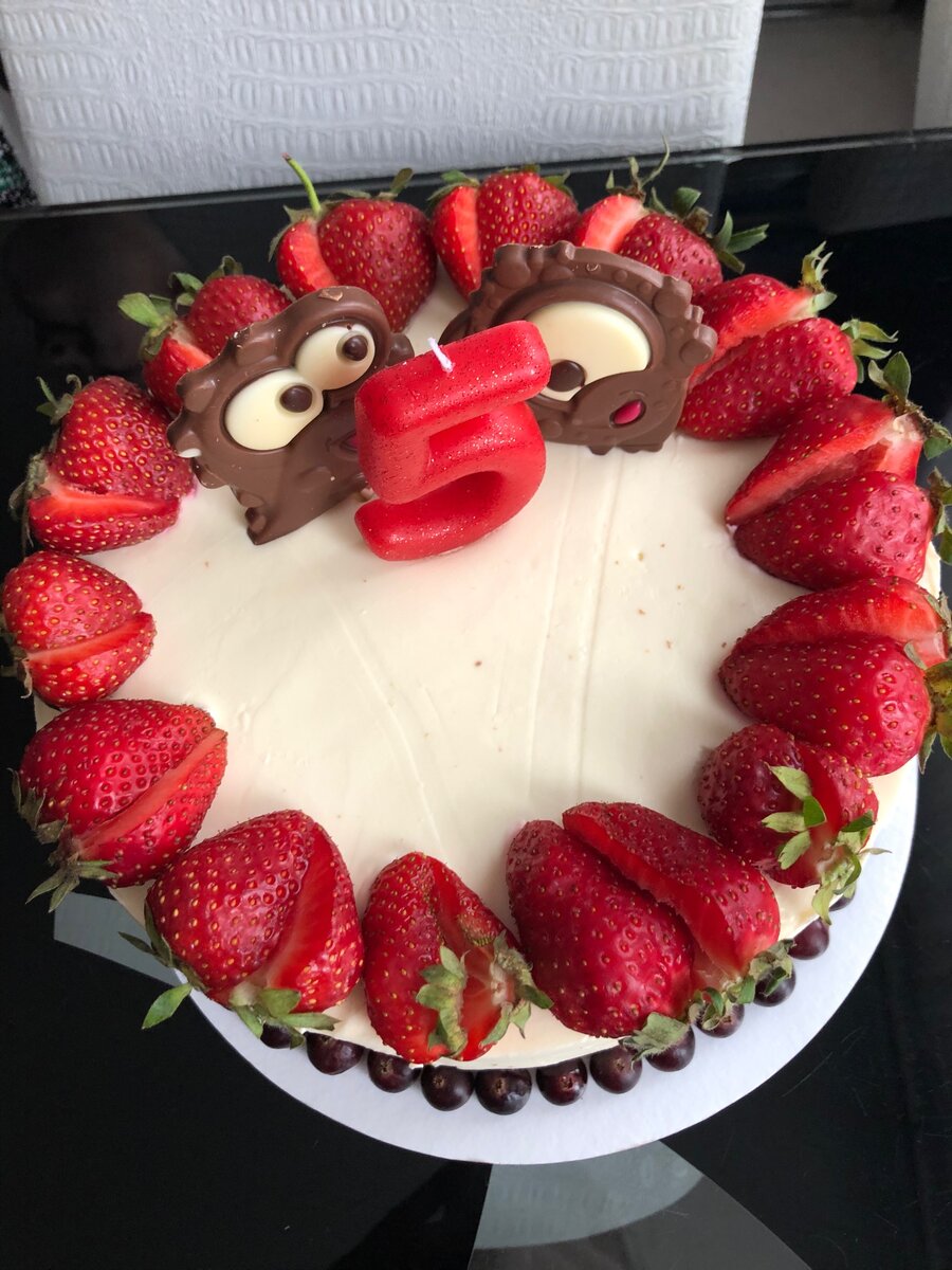 Третий по счету тортик - для сына на 5 лет