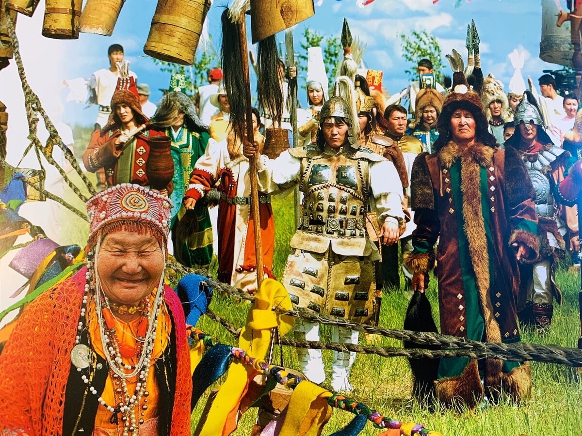 Основные символы якутской национальной культуры – Олонхо и Ысыах