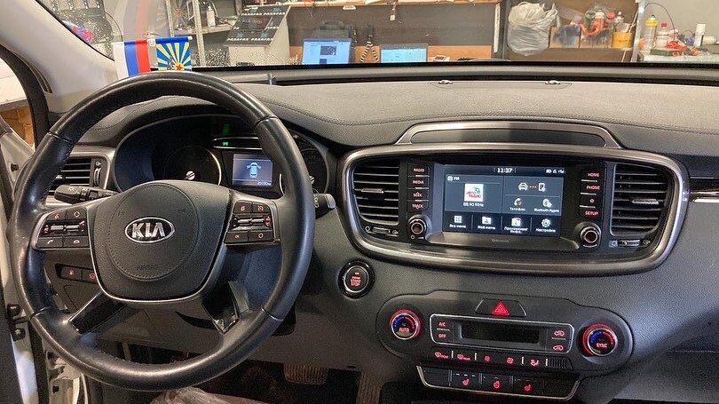 Kia Sorento + штатная магнитола Android