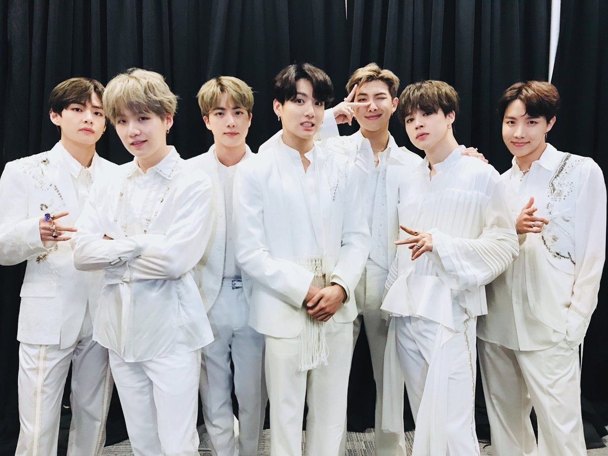 Корейская группа бтс. Bts festa 2014. Группа бтс 2019. Бтс 2019. Фото группы бтс.
