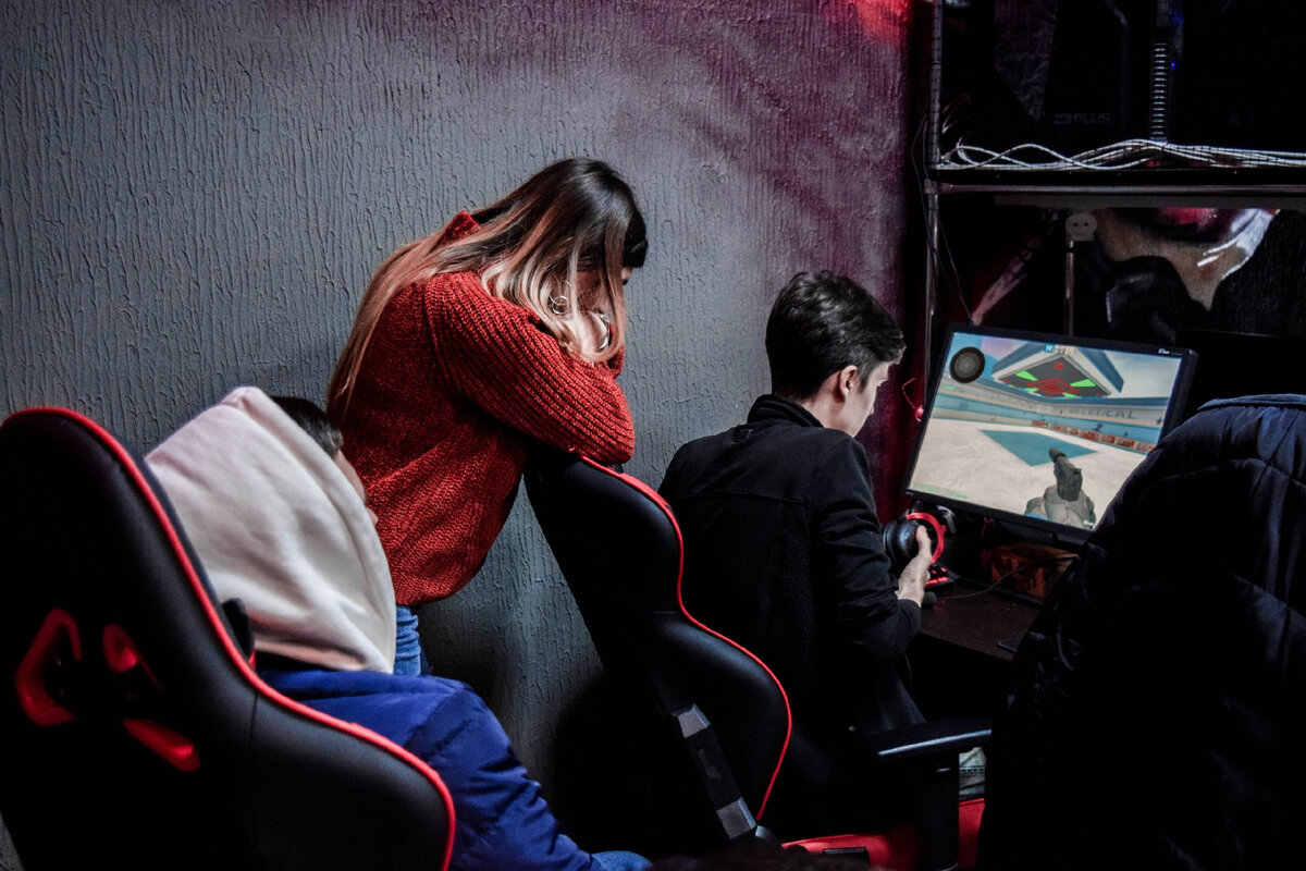 Девушки моих игроков постоянно поддерживали нас во время турниров.