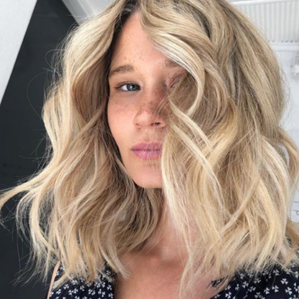 Укладка небрежные волны