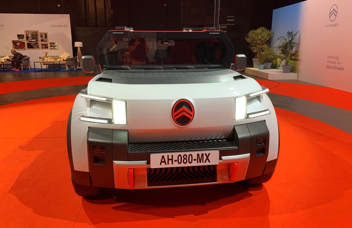 Citroën изобретает картонный автомобиль для безресурсного мира