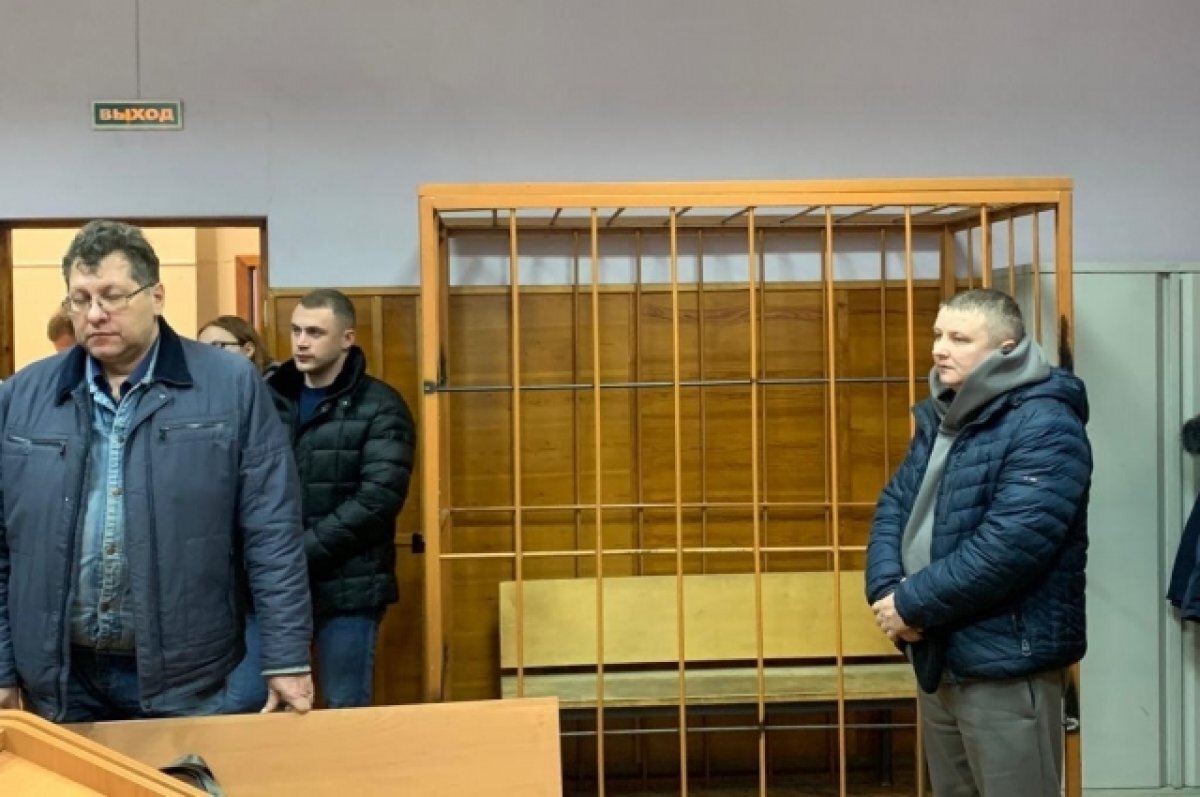    На Урале осужден экс-полицейский, похитивший золотые цепочки у покойника