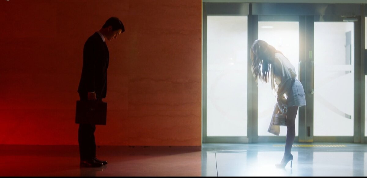 Только бизнес. Так ли?