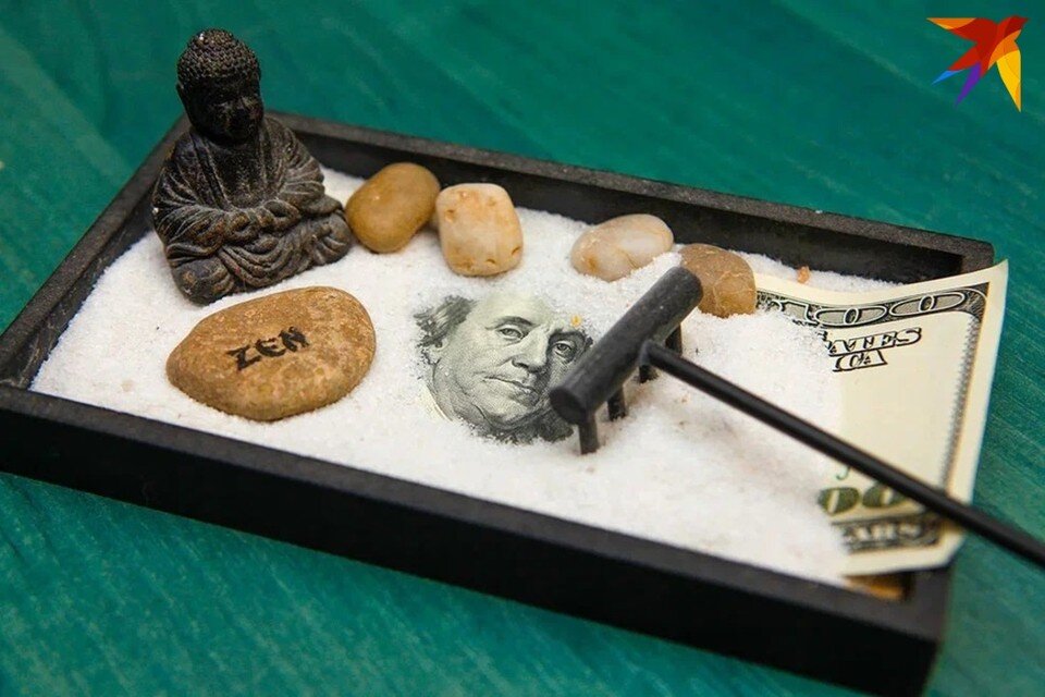     Иностранным акционерам, которым нельзя продавать бизнес в Беларуси, запретили реорганизацию юрлиц. Дмитрий ЛАСЬКО