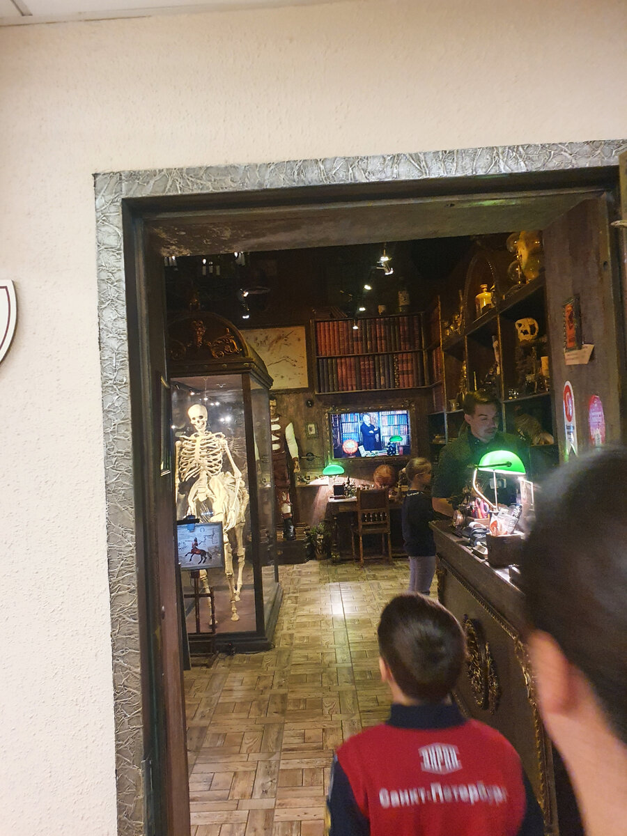 Входим...что ждет дальше - неизвестно:)