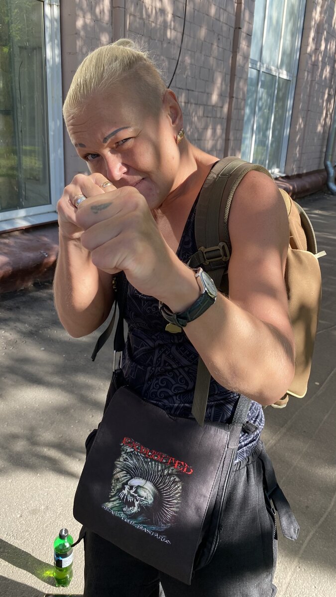 Светлана поза 1