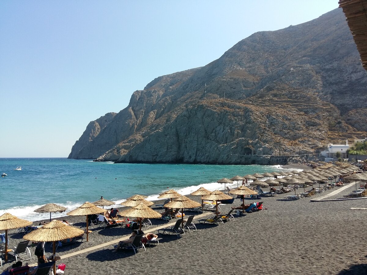 Пляж Камари