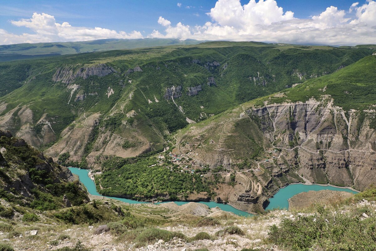 Глубокая долина 4. Сулакский каньон Россия. Сулакский канон Гранд каньон. Сулакский каньон глубокое место. Сулакского каньона и Чиркейская ГЭС».