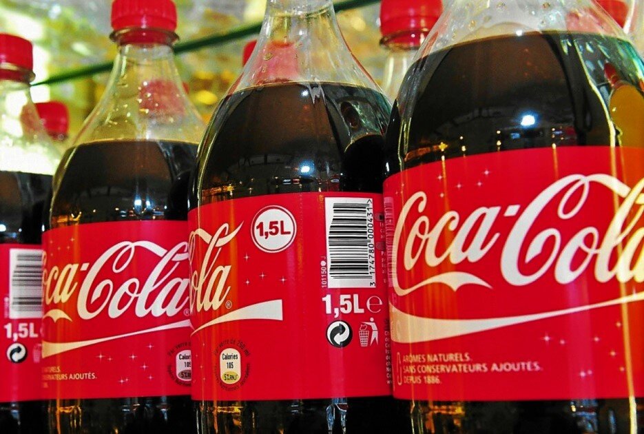 На стол или в унитаз? 5 нестандартных идей для применения Coca-Colа