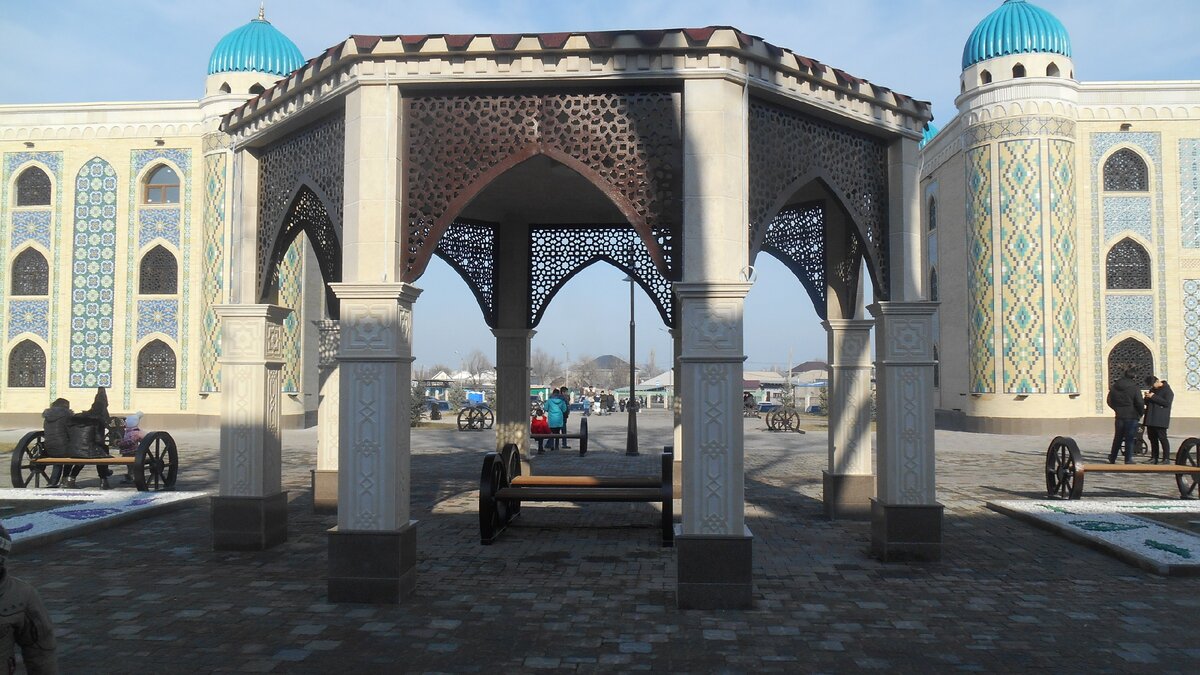 время в таразе казахстан. арбат тараз. дом дружбы тараз. шахристан. туркестан шелковый путь.