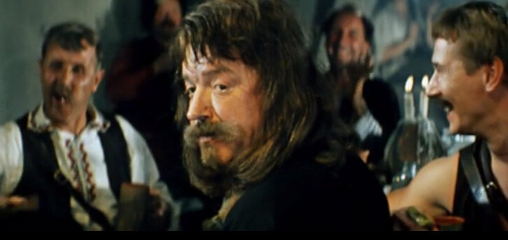 Атаман лютый актер. Кто играл в неуловимых мстителях. Белокуров актер. Неуловимые мстители трещалов. Неуловимые мстители трещалов.