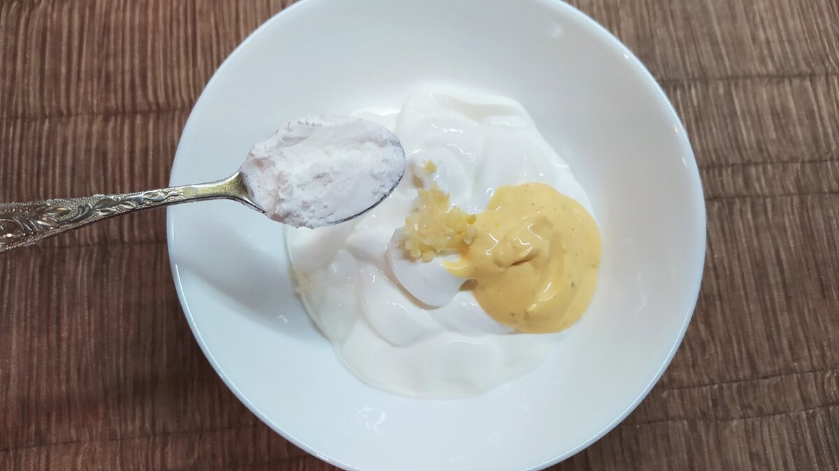 Запеченная рыба с капустой. Да, необычно, но невероятно вкусно