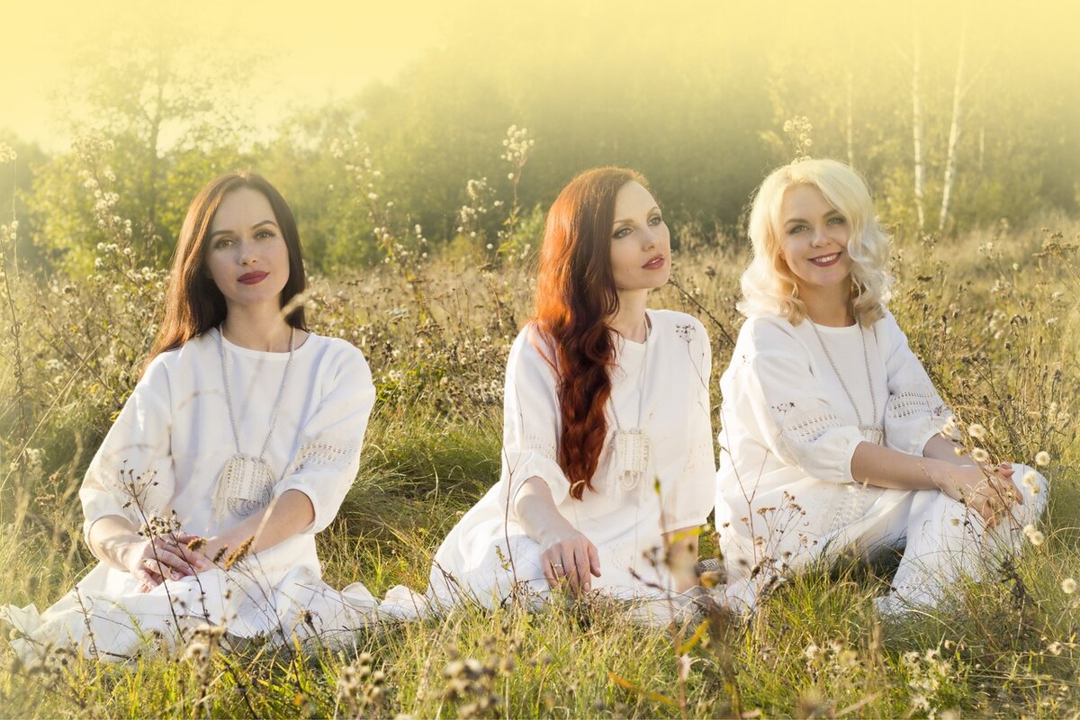 Фолк группой "KOLOЗЕМИЦА"