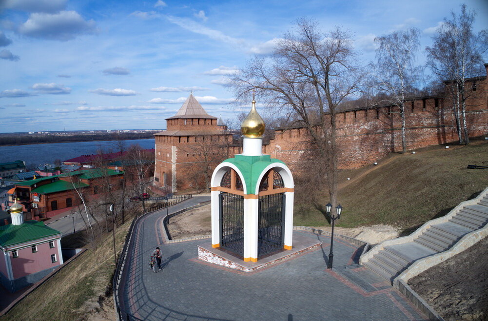 Звонят каждый день в 16-00