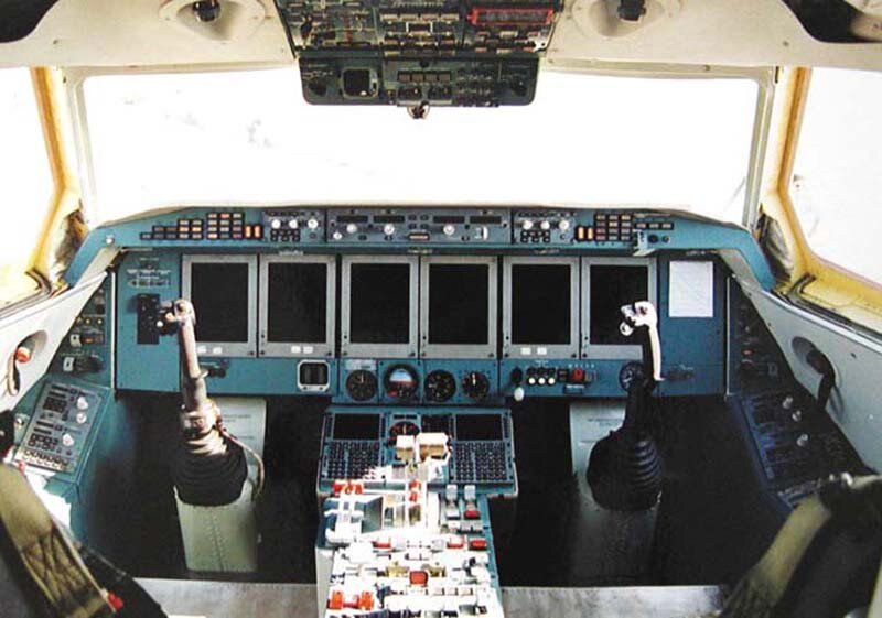 Кабина Бе-200 2 фото